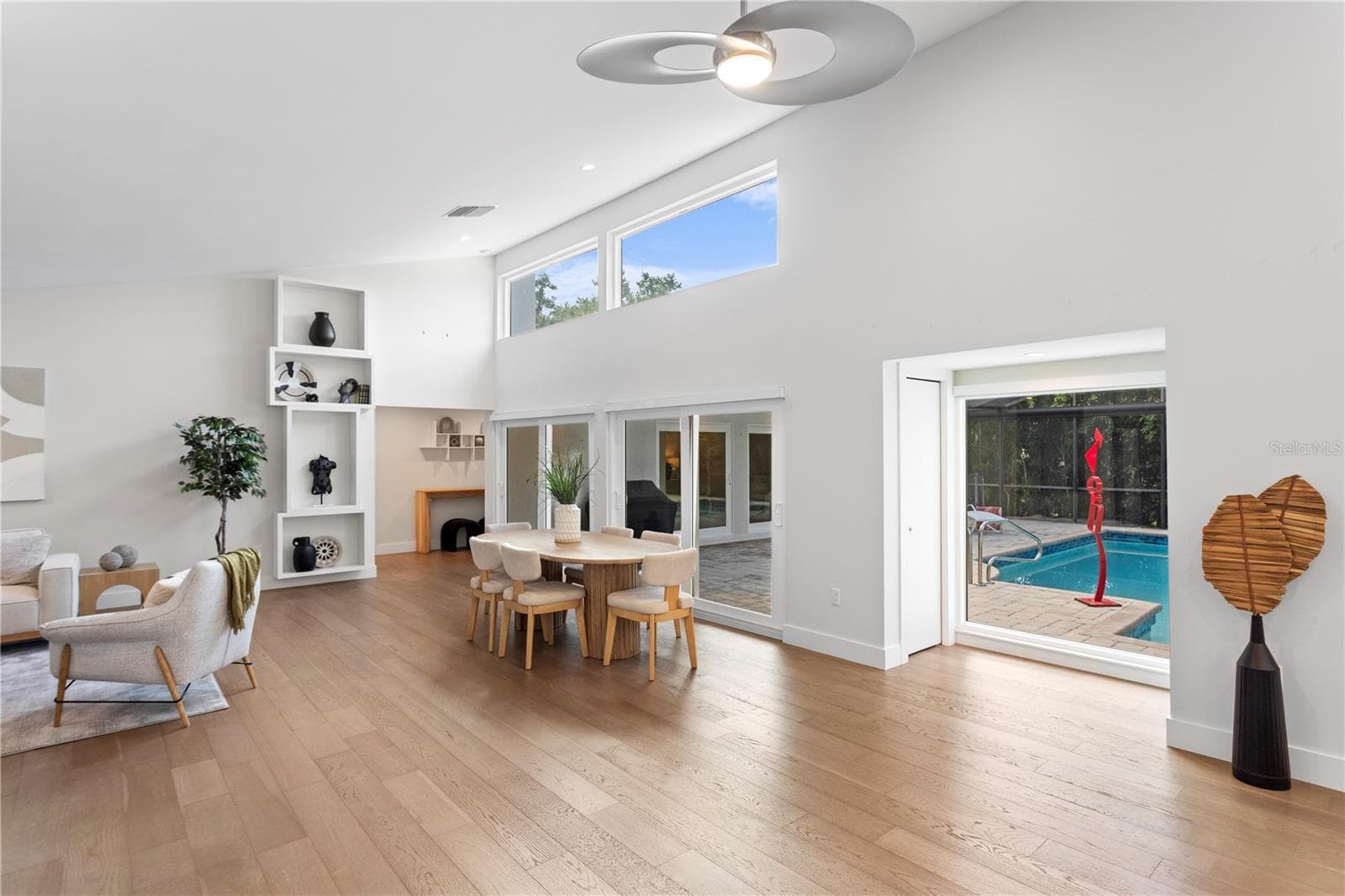 Designer Entry and Living Spaces - 1428 PINE BAY DR, SARASOTA