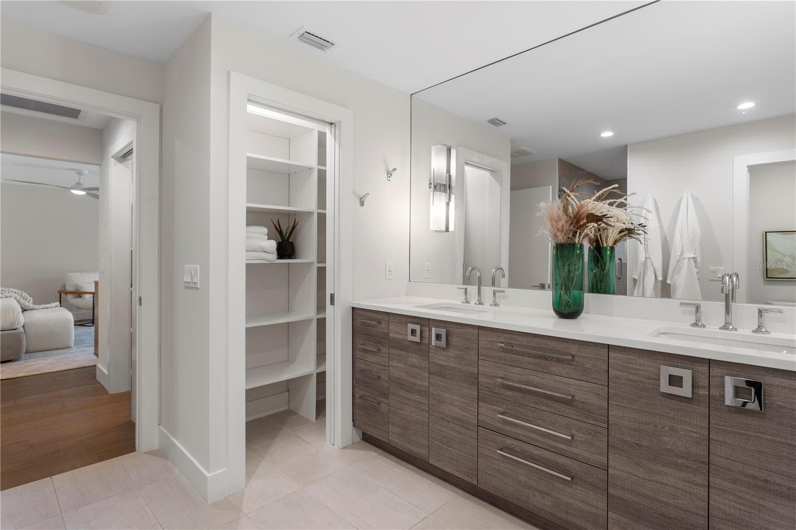 Single Family Residence at 1428 PINE BAY DR, SARASOTA, photo 60 of 99