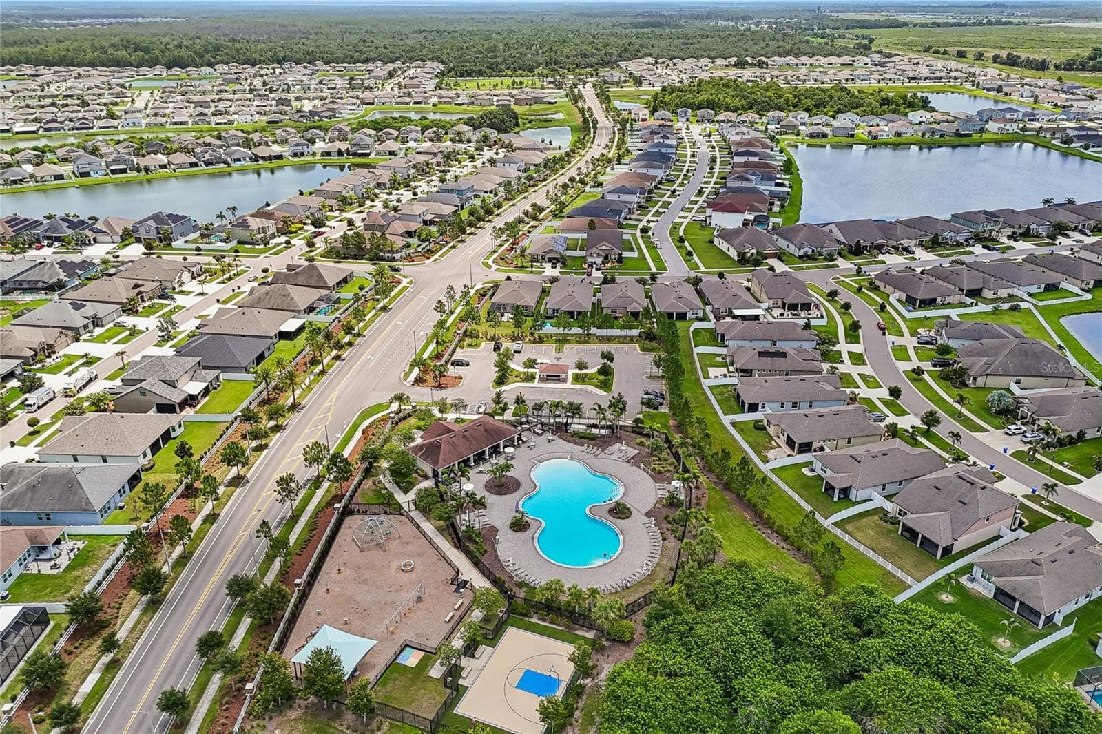 Single Family Residence at 11716 BRIGHTON KNOLL LOOP, RIVERVIEW, photo 61 of 64