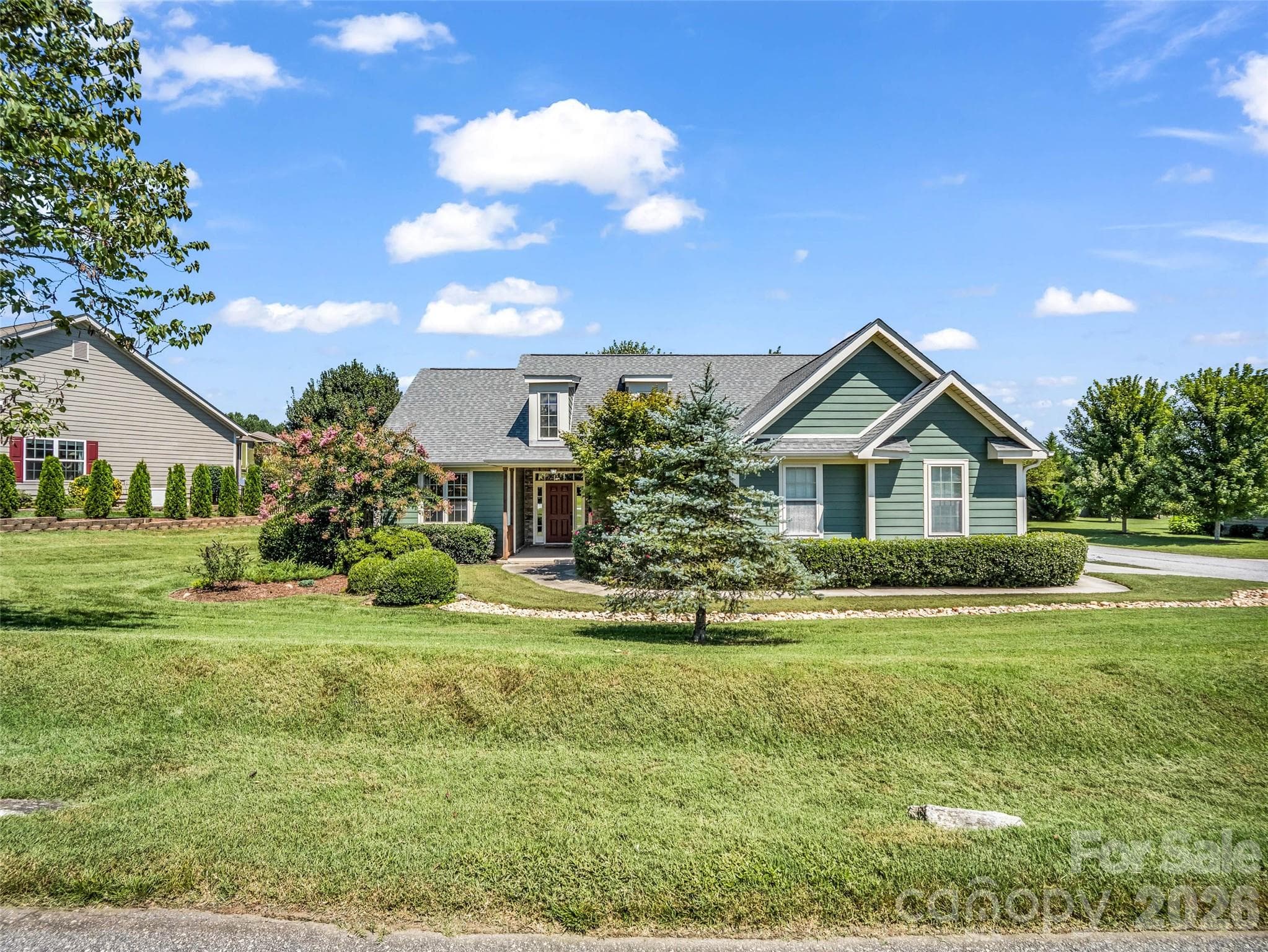 Single Family Residence at Hendersonville, photo 8 of 94