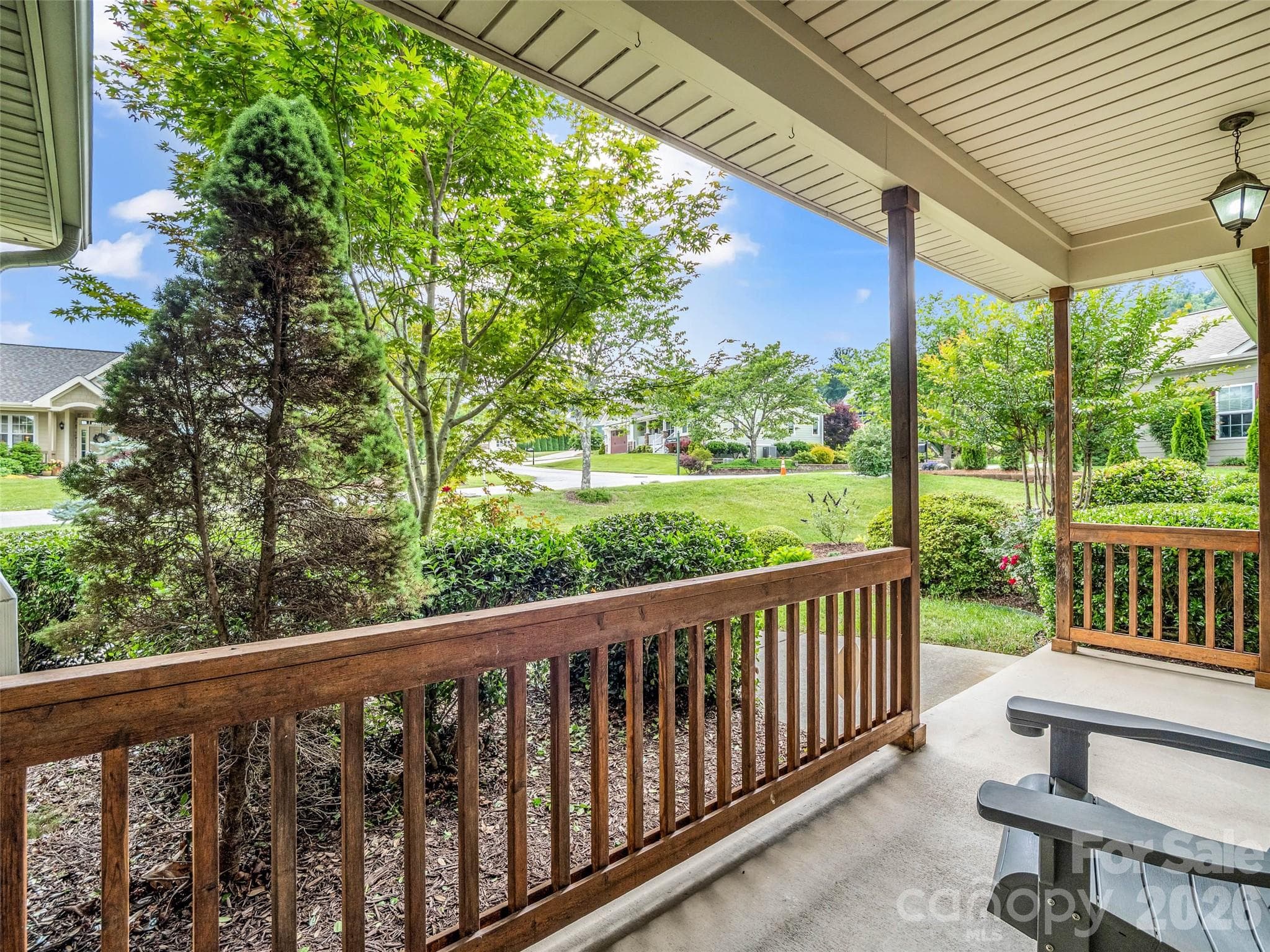 Single Family Residence at Hendersonville, photo 16 of 94
