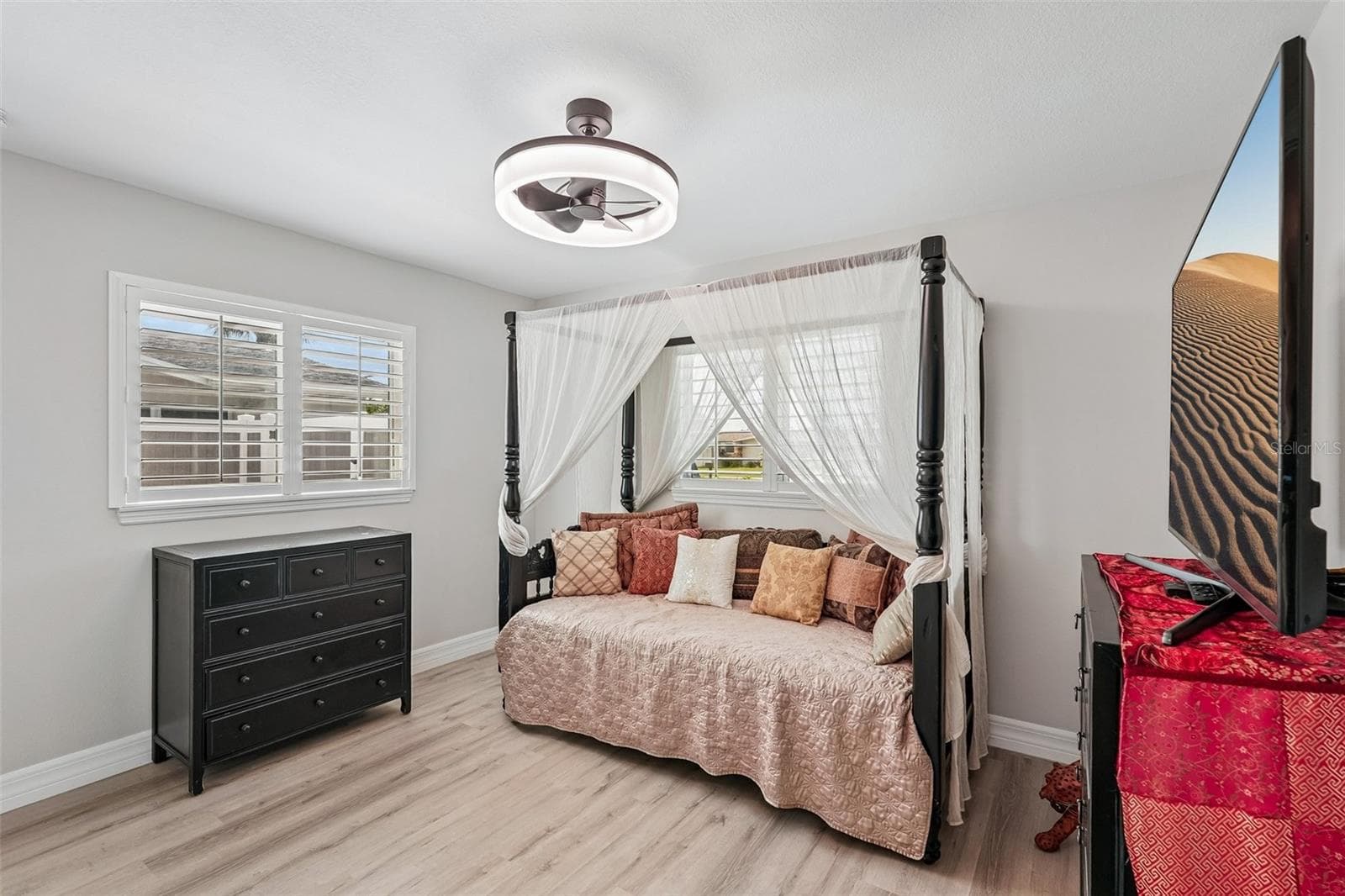 Single Family Residence at 365 SHAMROCK BLVD, VENICE, photo 33 of 64