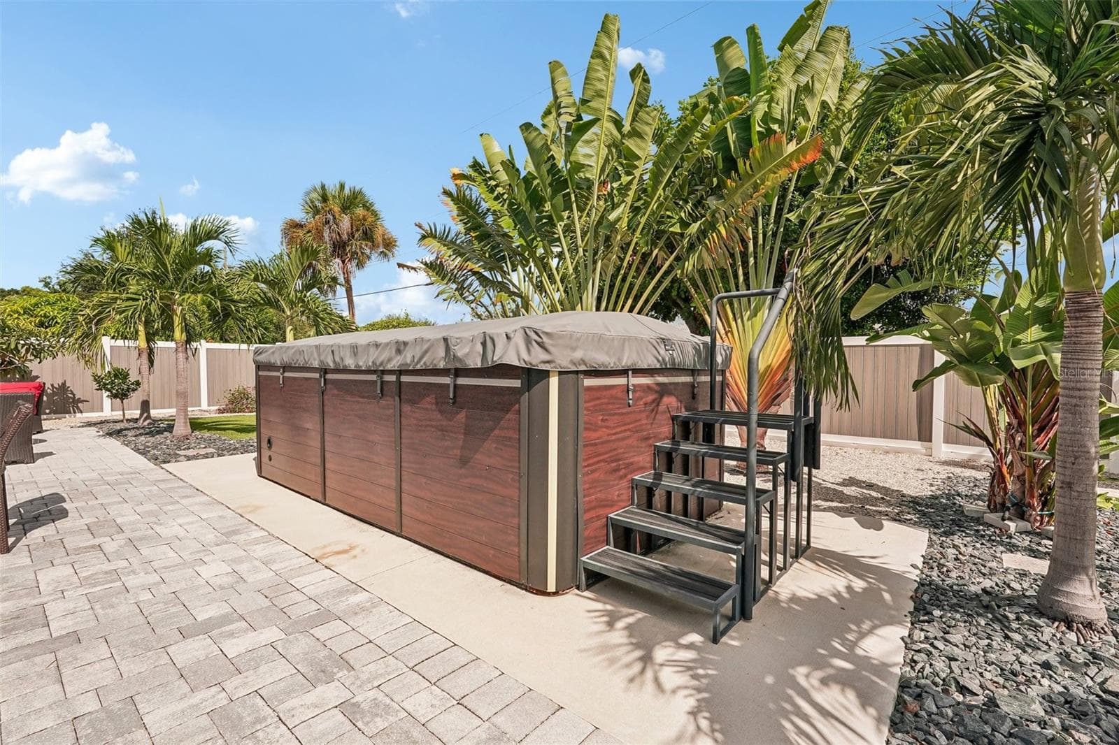 Single Family Residence at 365 SHAMROCK BLVD, VENICE, photo 45 of 64