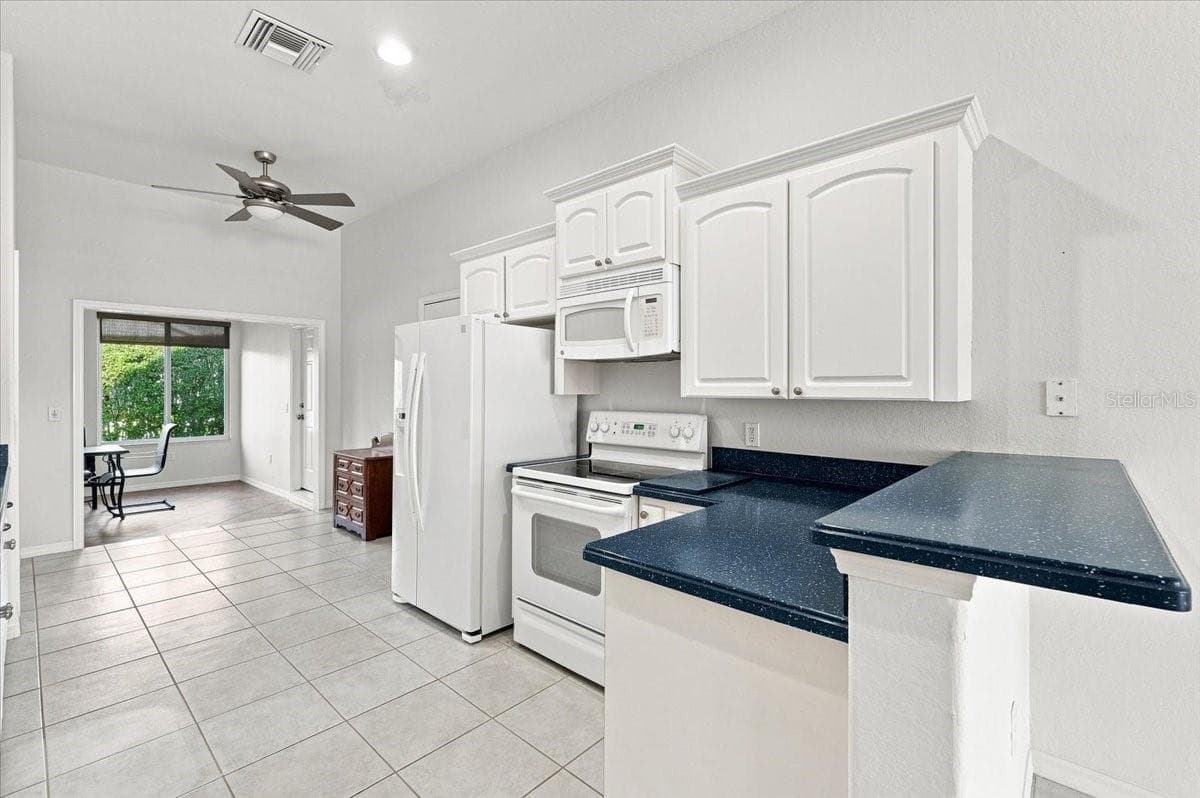 Single Family Residence at 328 MOTORCOACH DR S, POLK CITY, photo 21 of 43