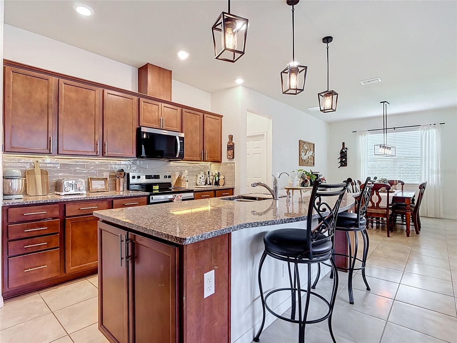 Single Family Residence at 2892 MATERA DR, ST CLOUD, photo 12 of 36