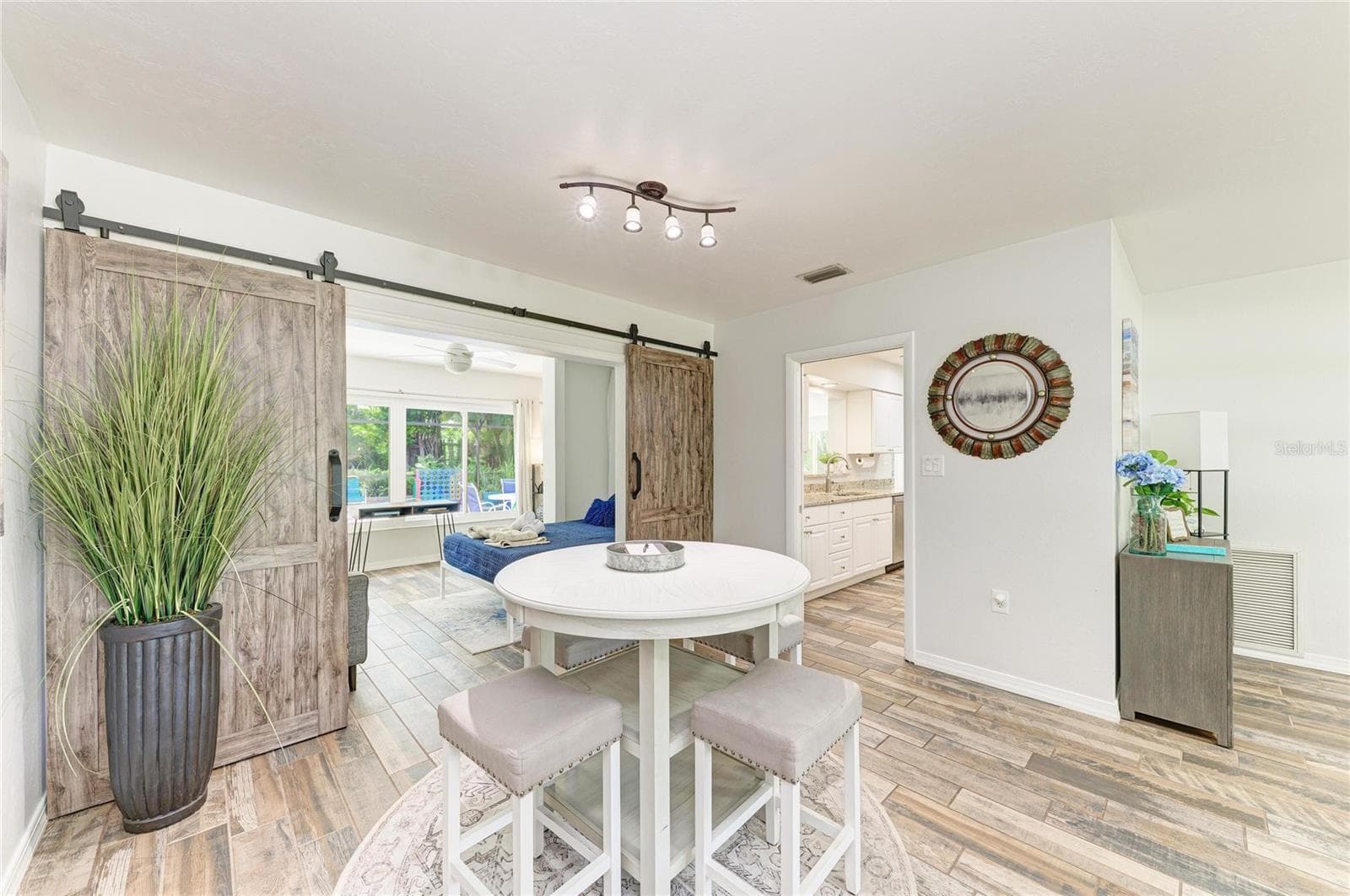 Game/Breakfast Table - 1214 21ST ST W, BRADENTON
