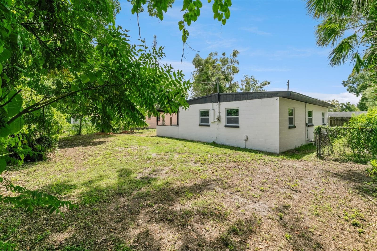 Single Family Residence at 2821 W AMELIA ST, ORLANDO, photo 25 of 39