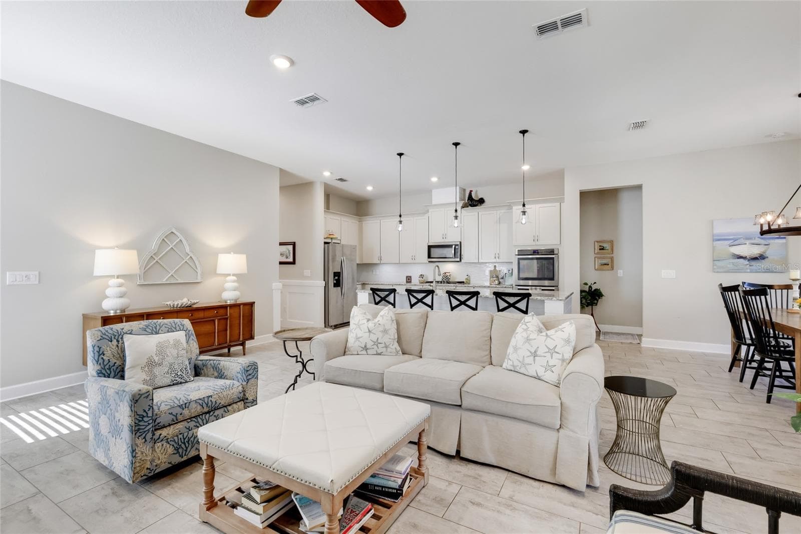 Single Family Residence at 13807 AMERICAN PRAIRIE PL, LAKEWOOD RANCH, photo 34 of 78