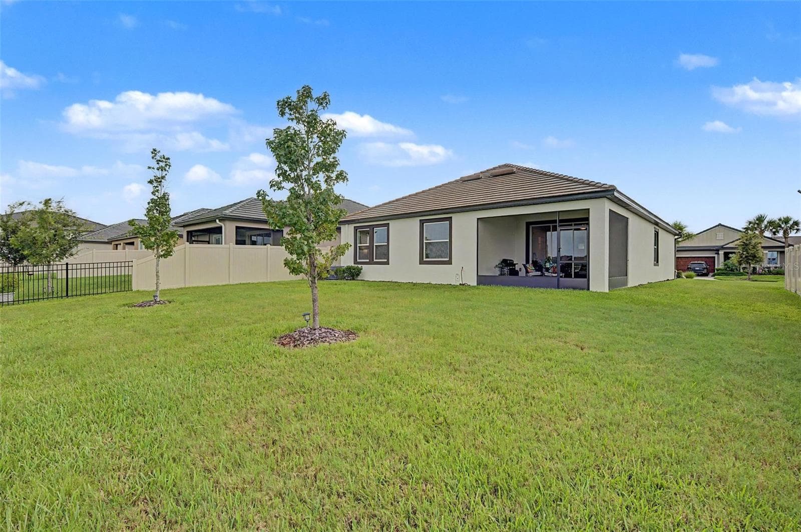 Large Back Yard - 10499 GABLE DIG LOOP, SAN ANTONIO