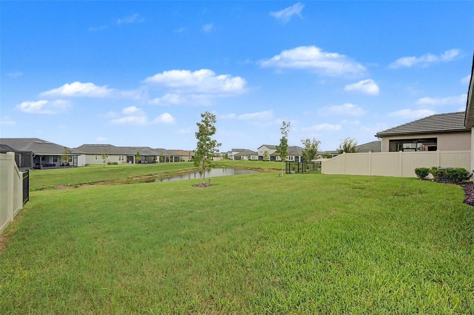 Single Family Residence at 10499 GABLE DIG LOOP, SAN ANTONIO, photo 29 of 86
