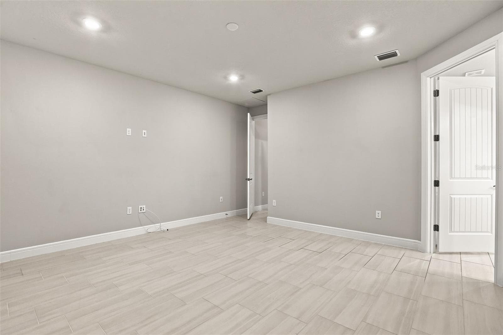 Single Family Residence at 13355 SUNNY RETREAT LN, WINTER GARDEN, photo 22 of 60