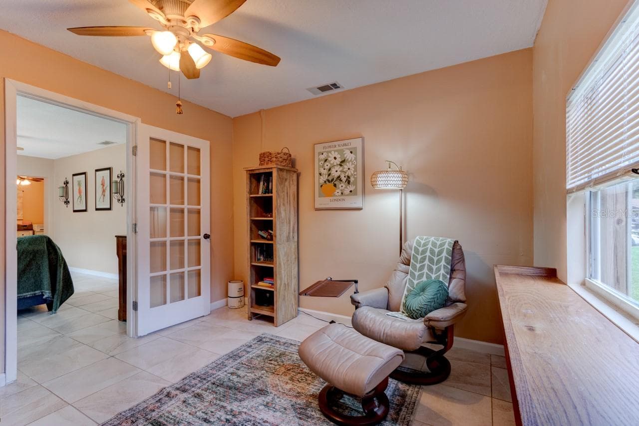 Single Family Residence at 16 LAUREL OAKS CIR, ORMOND BEACH, photo 21 of 46