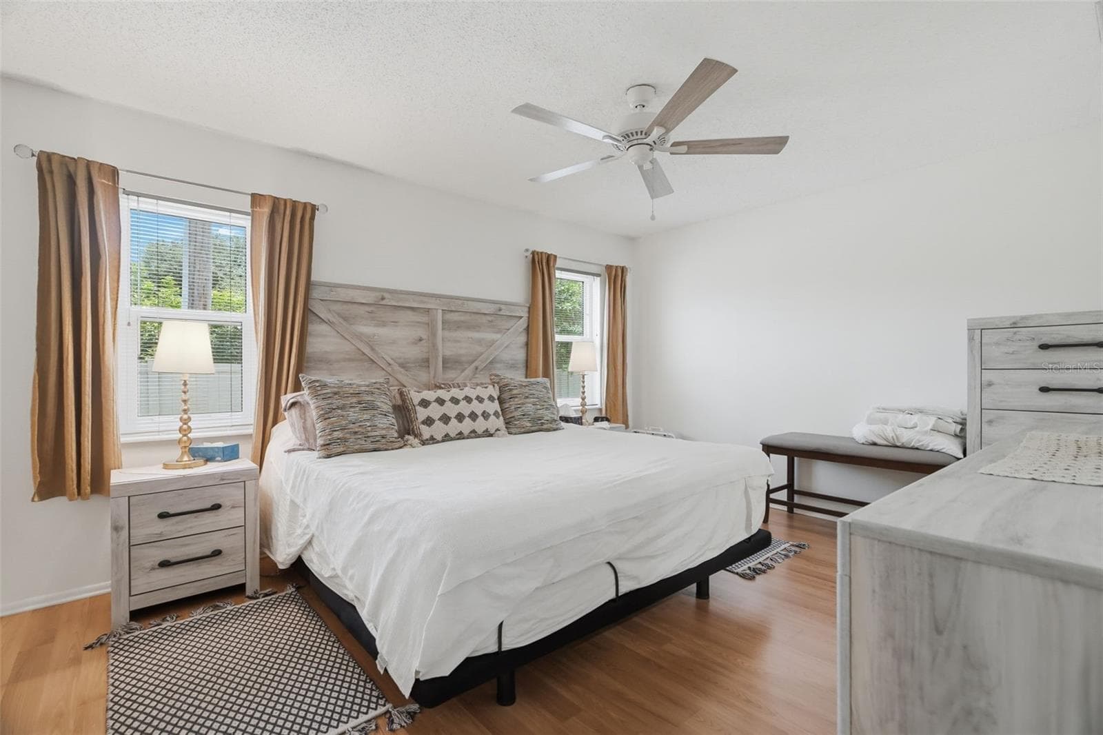 Condominium at 3828 SAILMAKER LN, HOLIDAY, photo 17 of 30