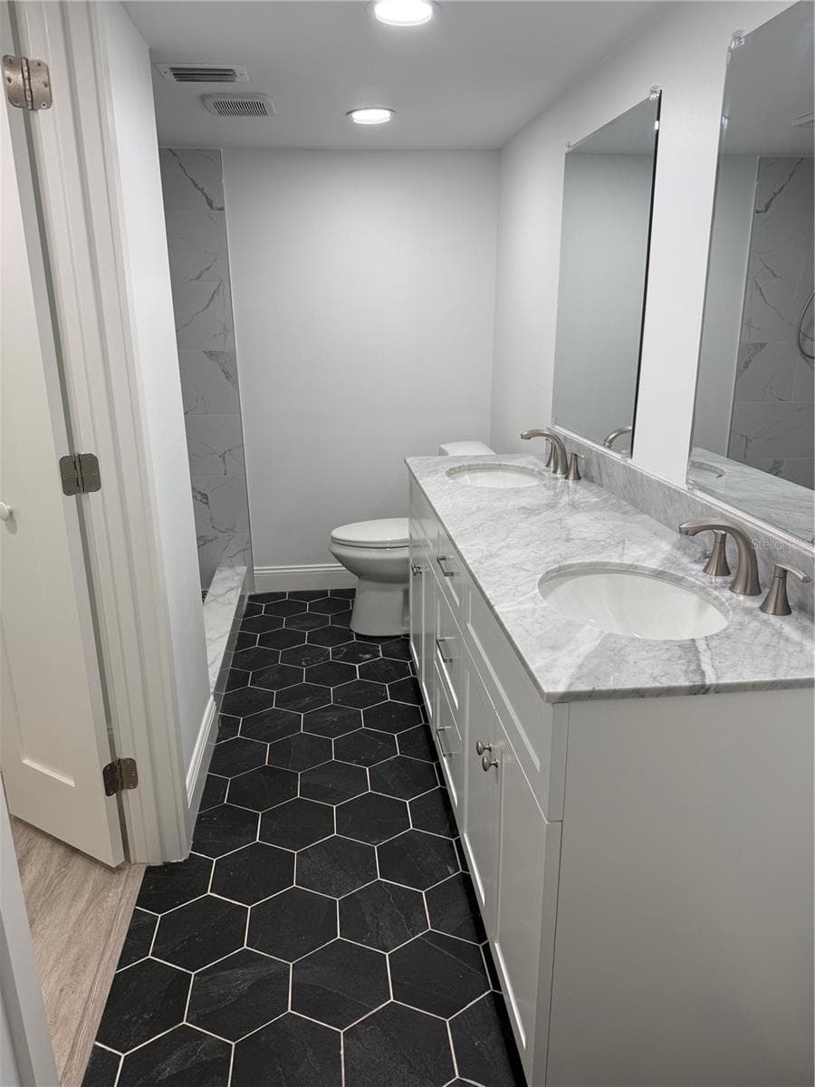 Condominium at 1012 PEARCE DR #111, CLEARWATER, photo 39 of 51
