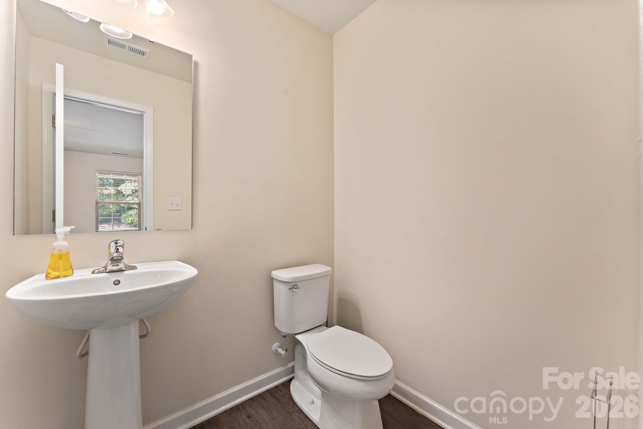 1/2 bath on main floor - 206 Notable Lane, Rock Hill