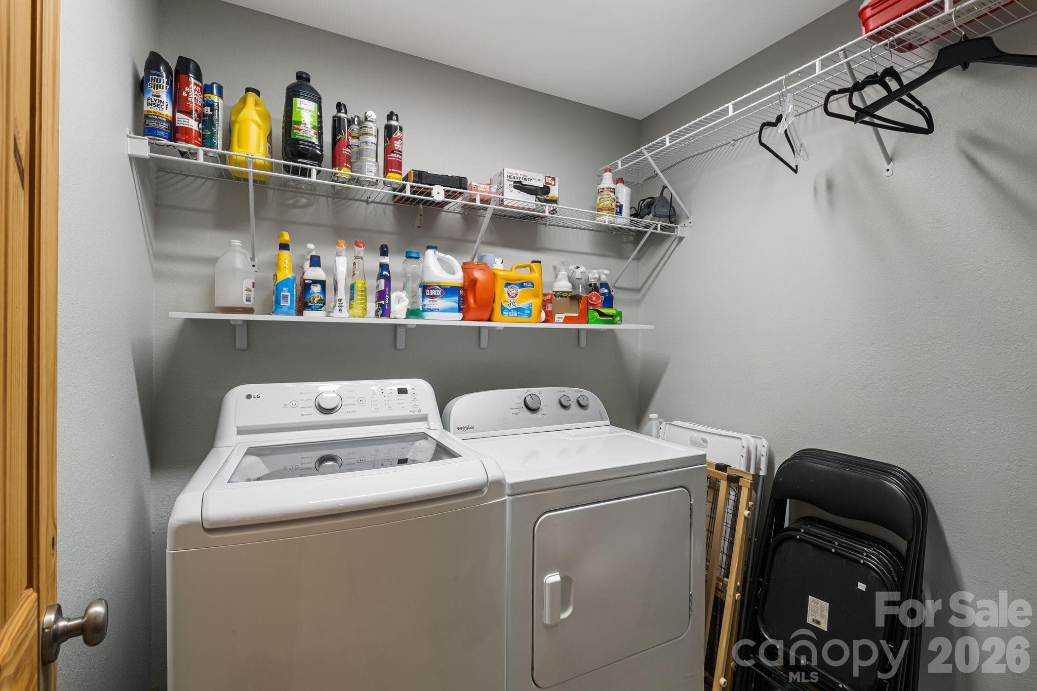 washer/dryer on main floor - 515 Raccoon Branch Road, Green Mountain