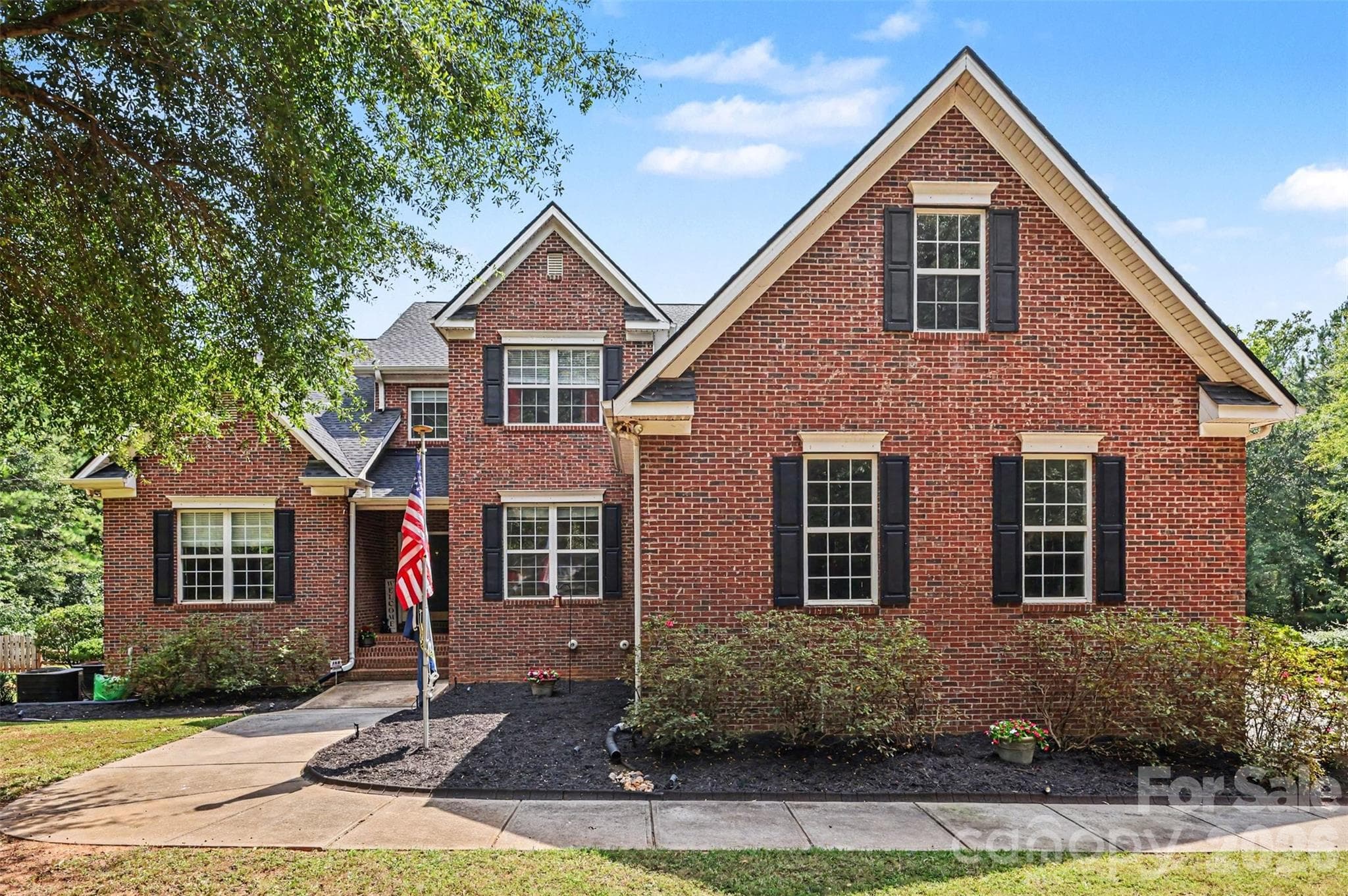 Daytime front elevation - 3647 Venetian Way, York