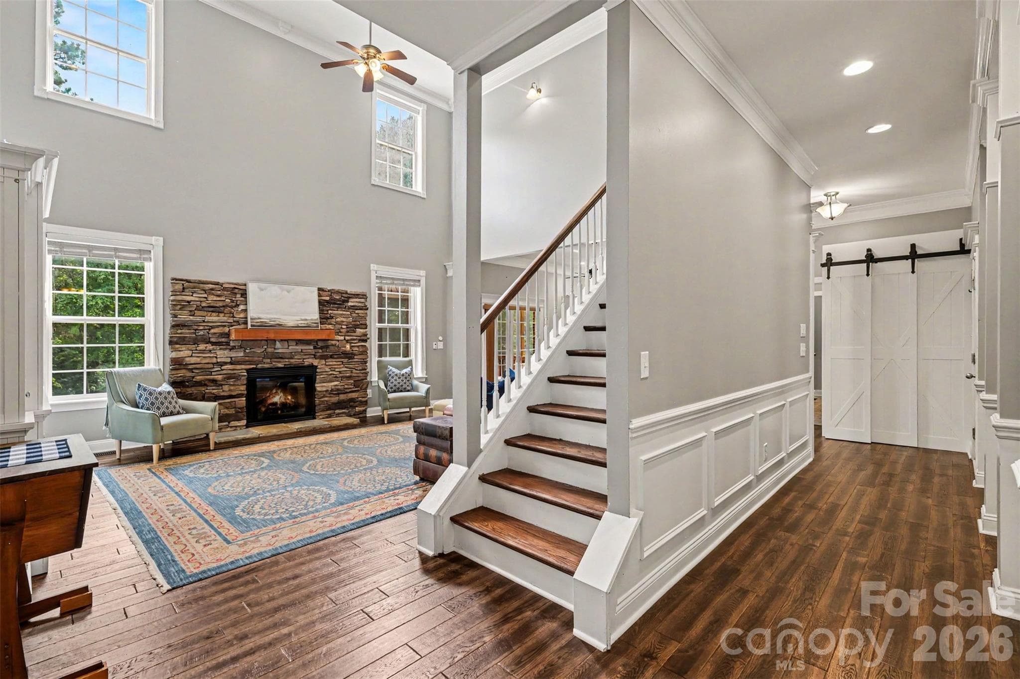 Entry/open staircase/great room - 3647 Venetian Way, York