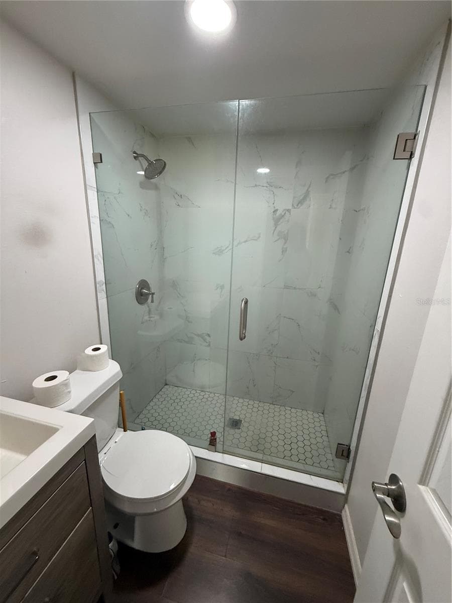 bathroom - 3013 LAUREL AVE, LAKE WALES