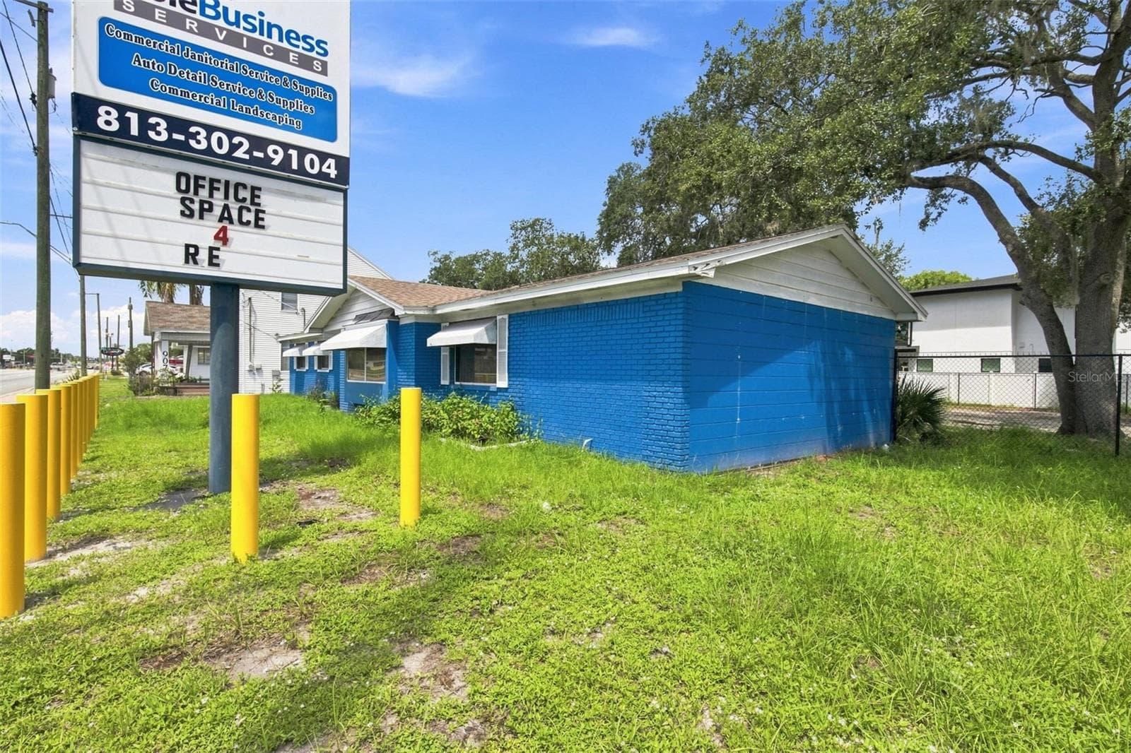 901 W HILLSBOROUGH AVE