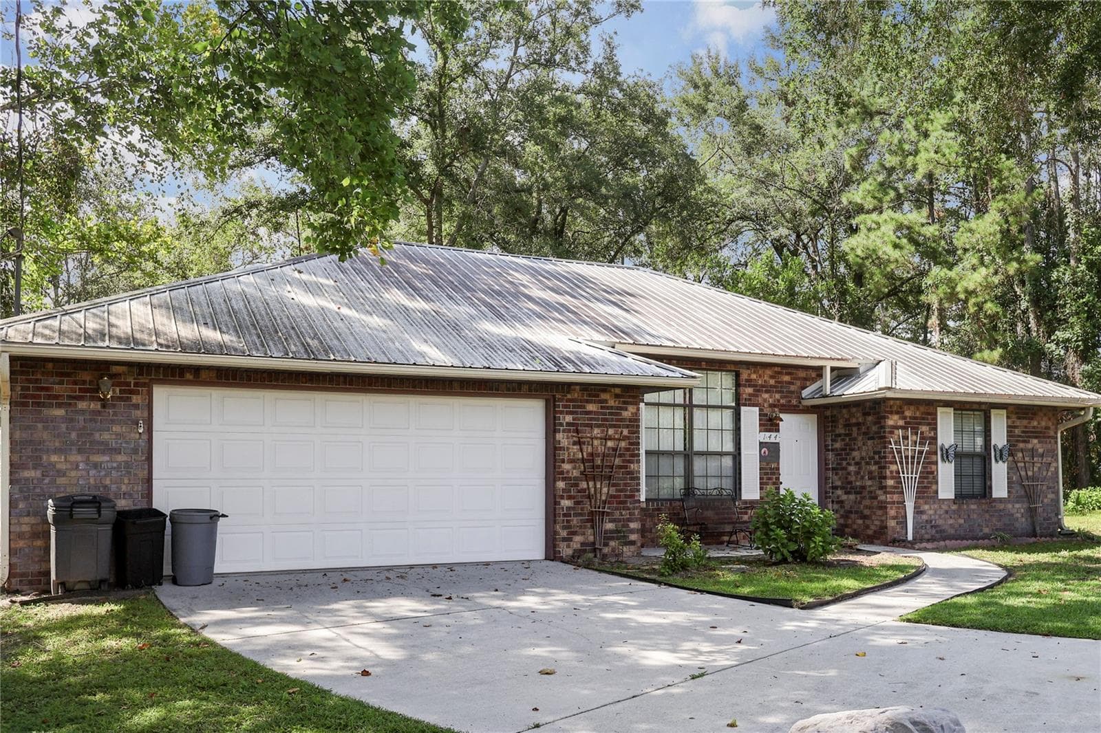 Single Family Residence at 144 SW ENCHANTED CT, LAKE CITY, photo 10 of 39