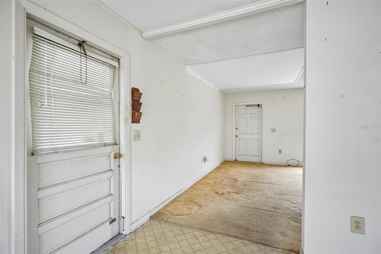Single Family Residence at 704 RADFORD PL, SUN CITY CENTER, photo 6 of 45