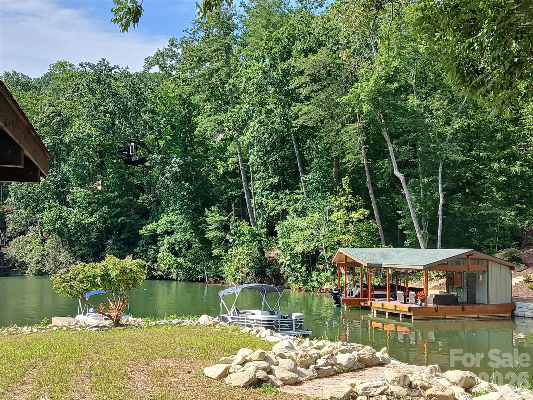 Lot at Lake Lure, photo 4 of 93