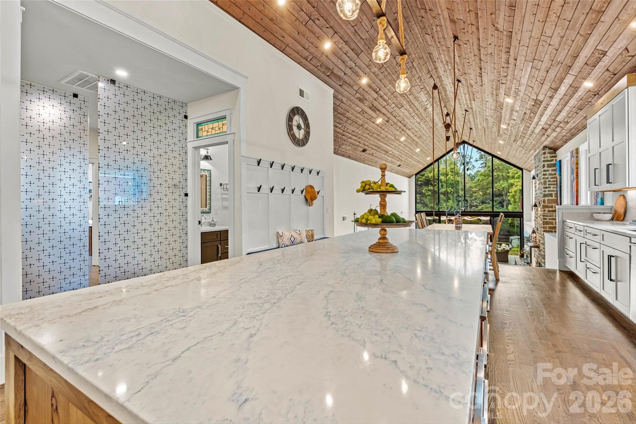 Oversized island! - 7834 Green Cove Court, Denver