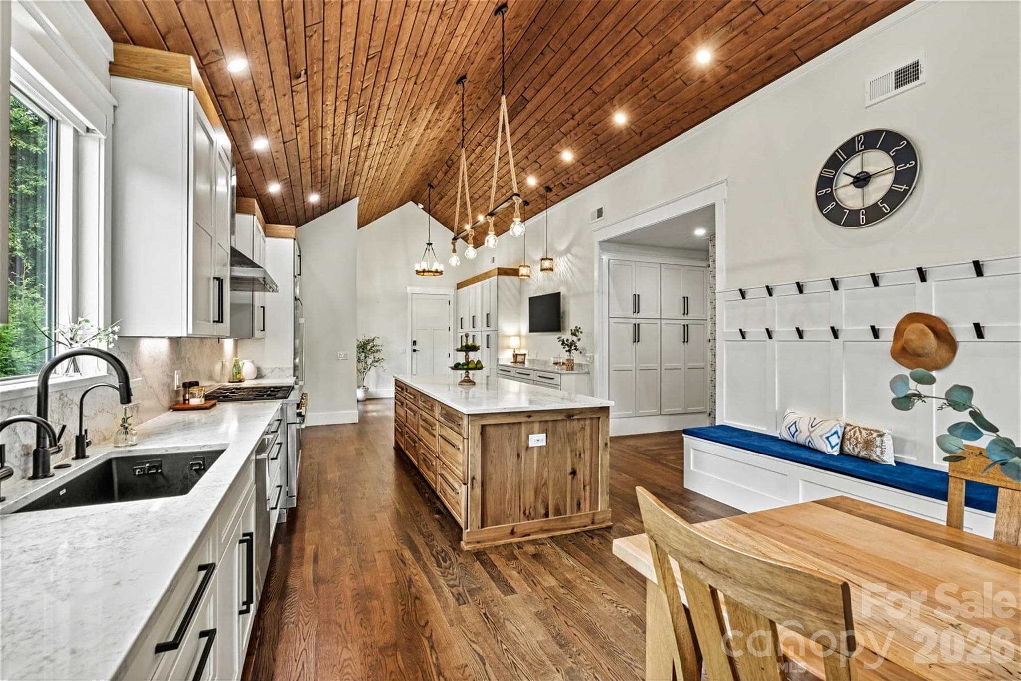Single Family Residence at 7834 Green Cove Court, Denver, photo 17 of 48