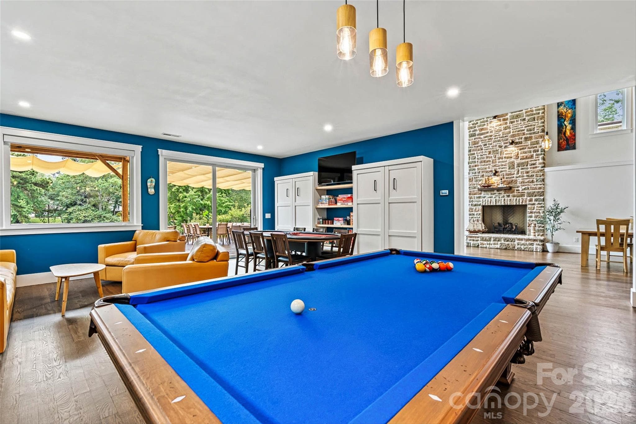 Double murphy beds for extra fun and friends! - 7834 Green Cove Court, Denver