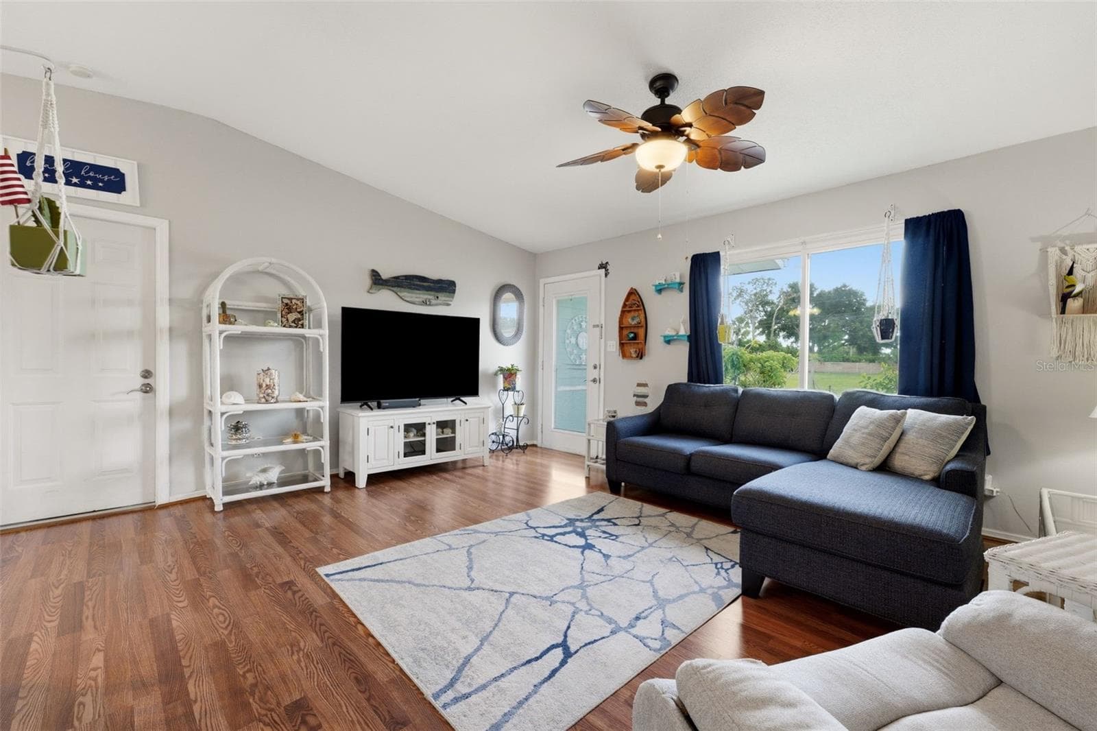 Single Family Residence at 10182 GULFSTREAM BLVD, ENGLEWOOD, photo 10 of 40