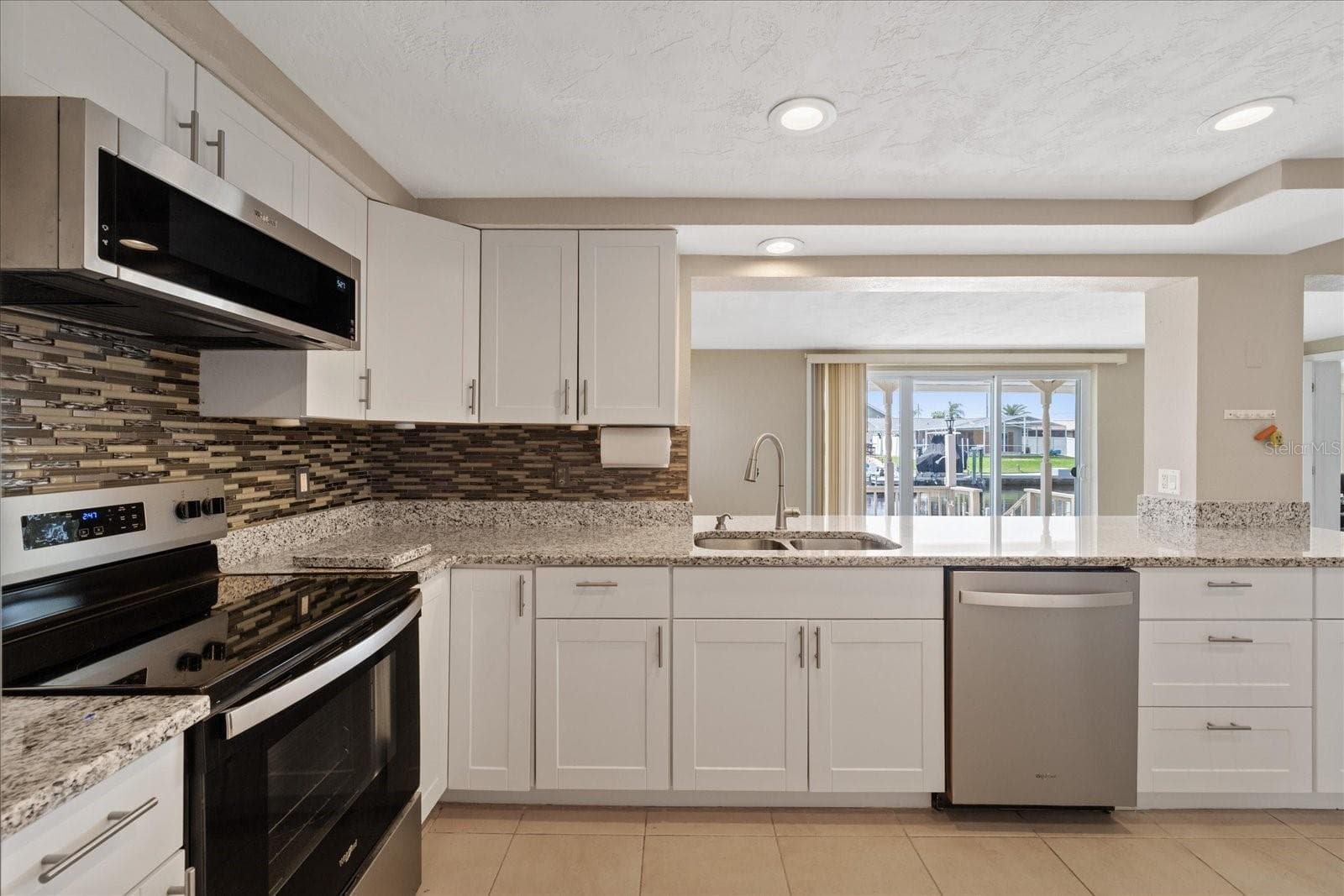 Single Family Residence at 4933 SHELL STREAM BLVD, NEW PORT RICHEY, photo 4 of 76
