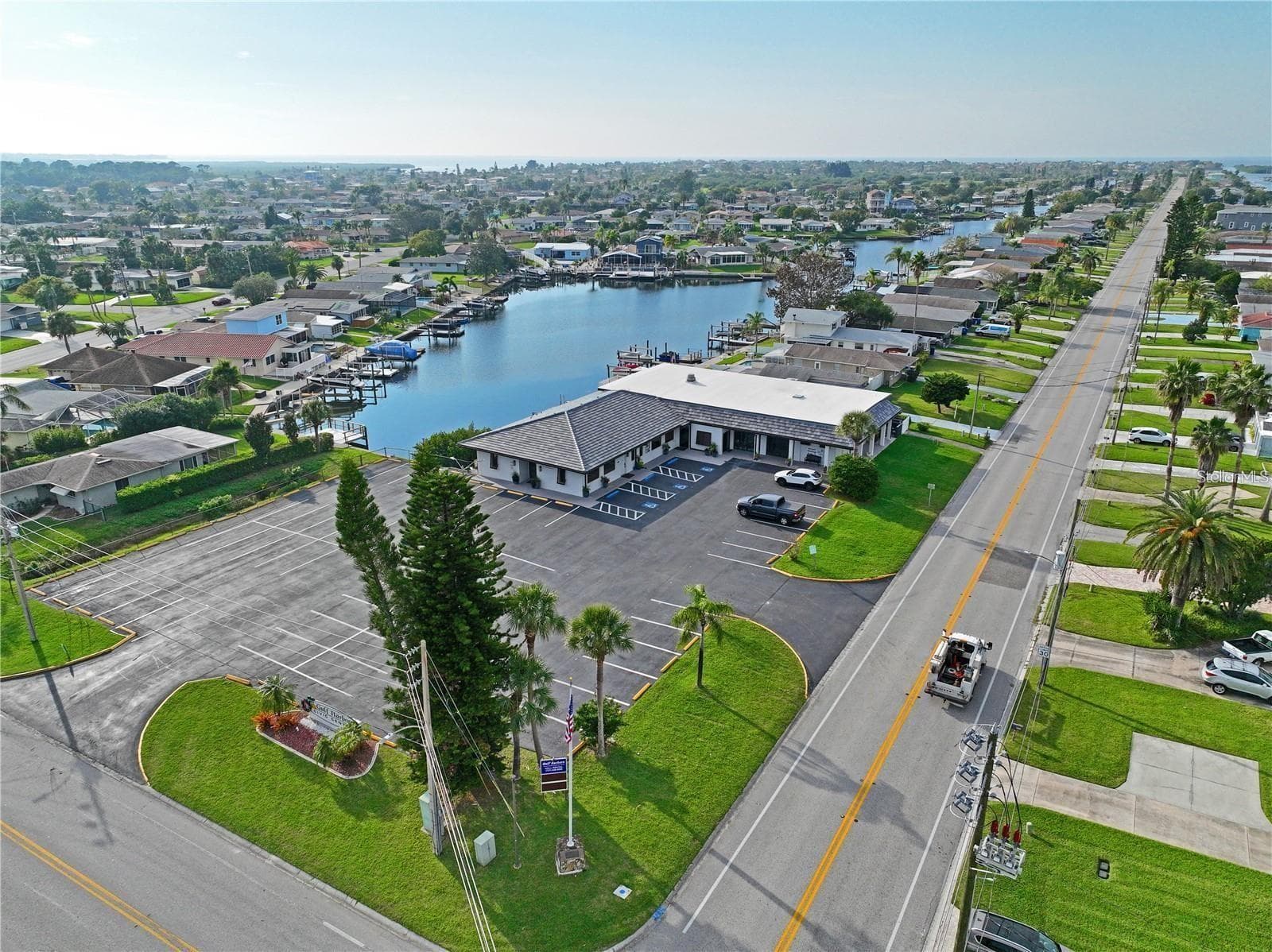 Single Family Residence at 4933 SHELL STREAM BLVD, NEW PORT RICHEY, photo 74 of 76