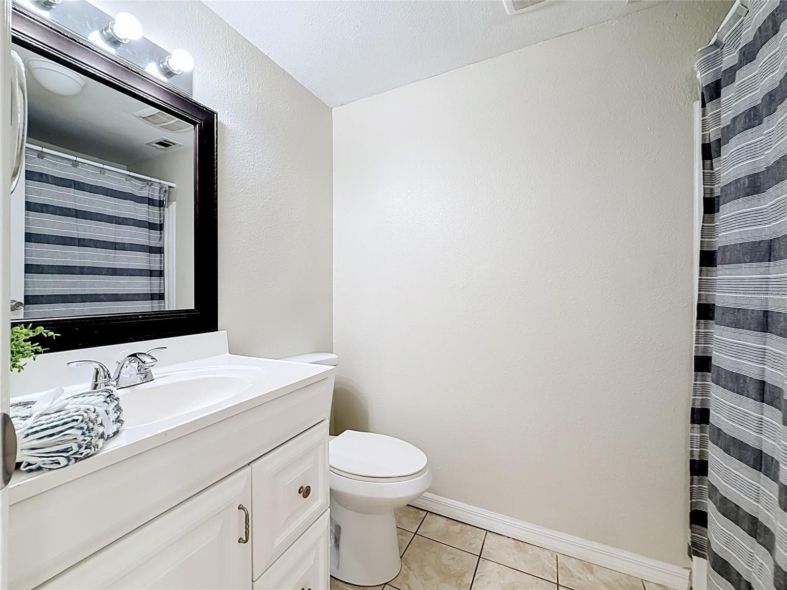 Manufactured Home at 14446 SHANGRILA LN, ODESSA, photo 47 of 93