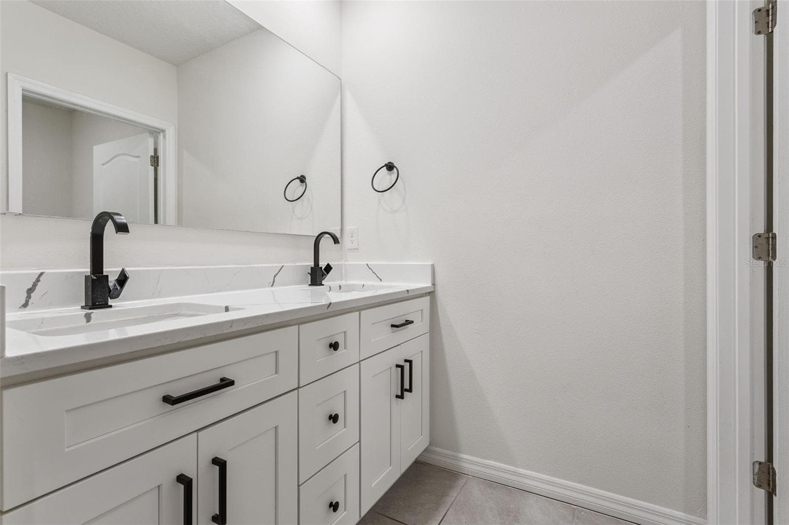 Single Family Residence at 29505 CASPIAN ST, LEESBURG, photo 15 of 49