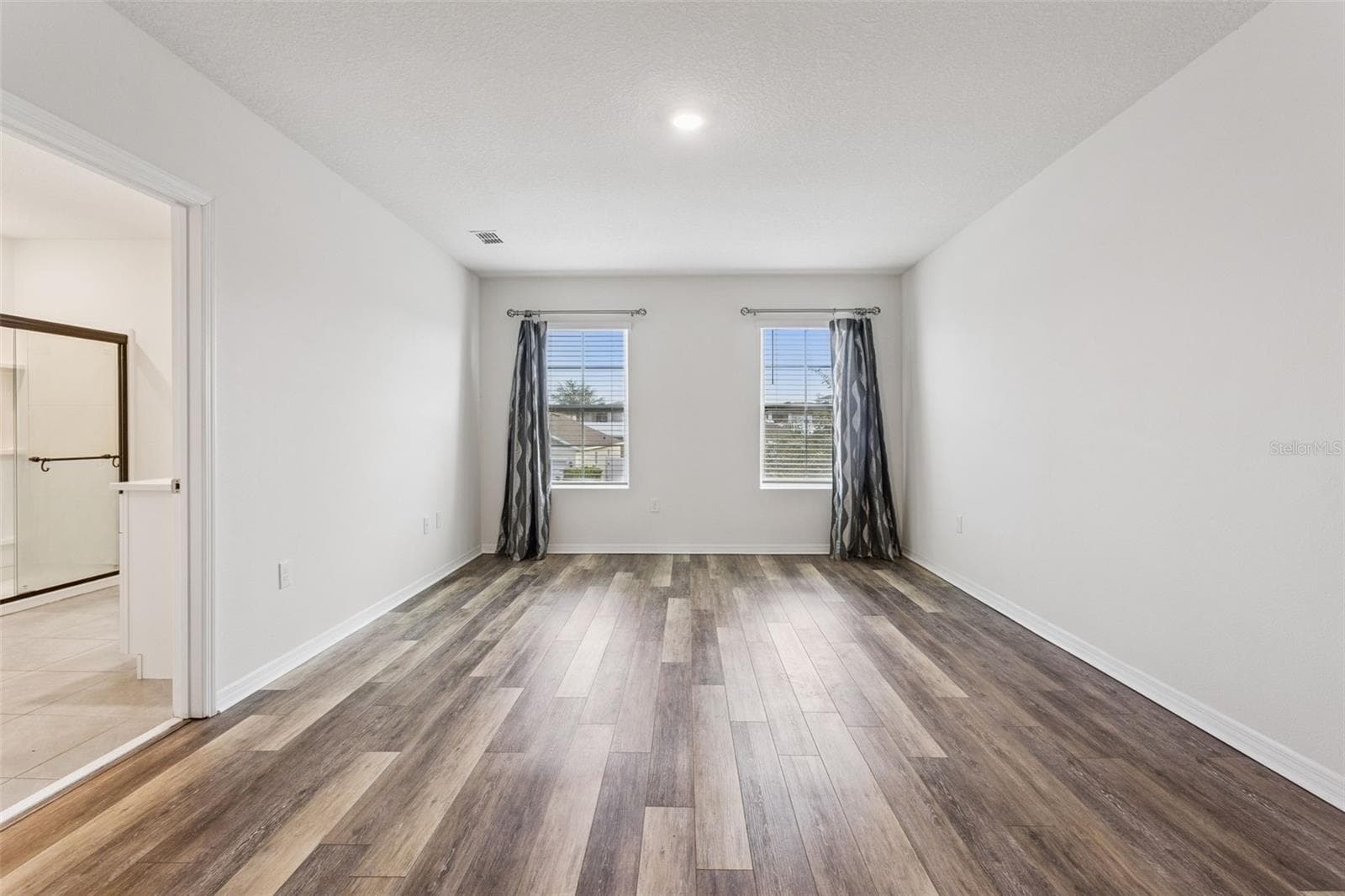 Single Family Residence at 29505 CASPIAN ST, LEESBURG, photo 20 of 49