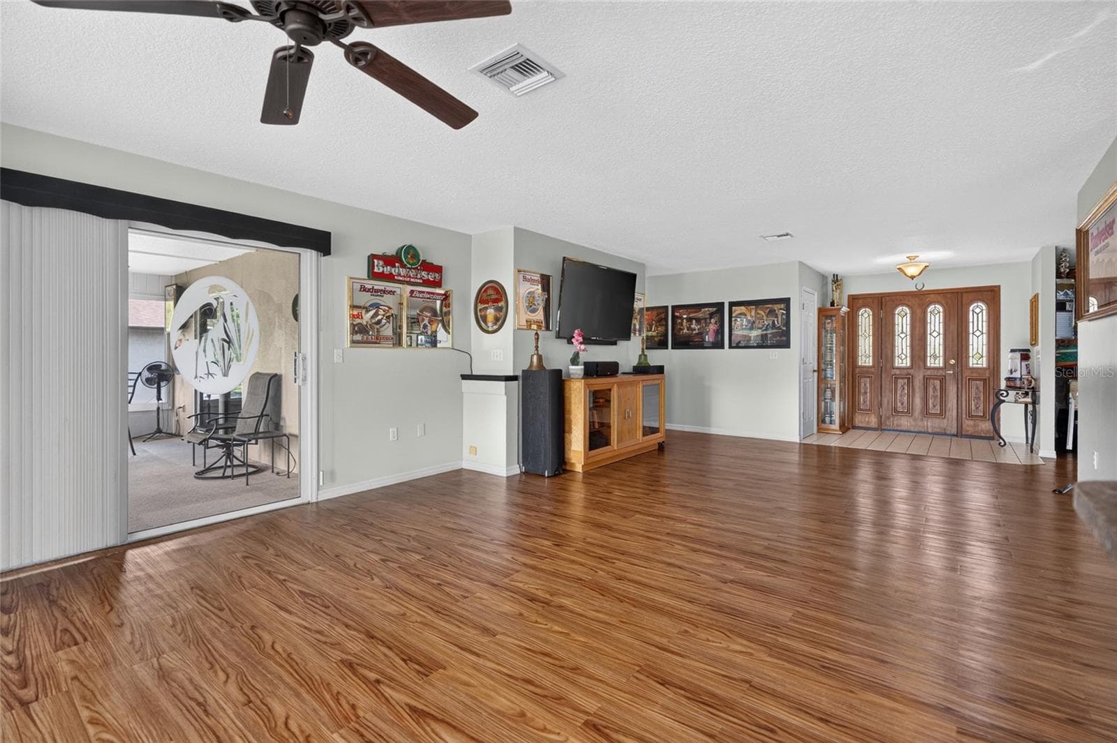 Living room - 235 TEMPLE CIR, EUSTIS