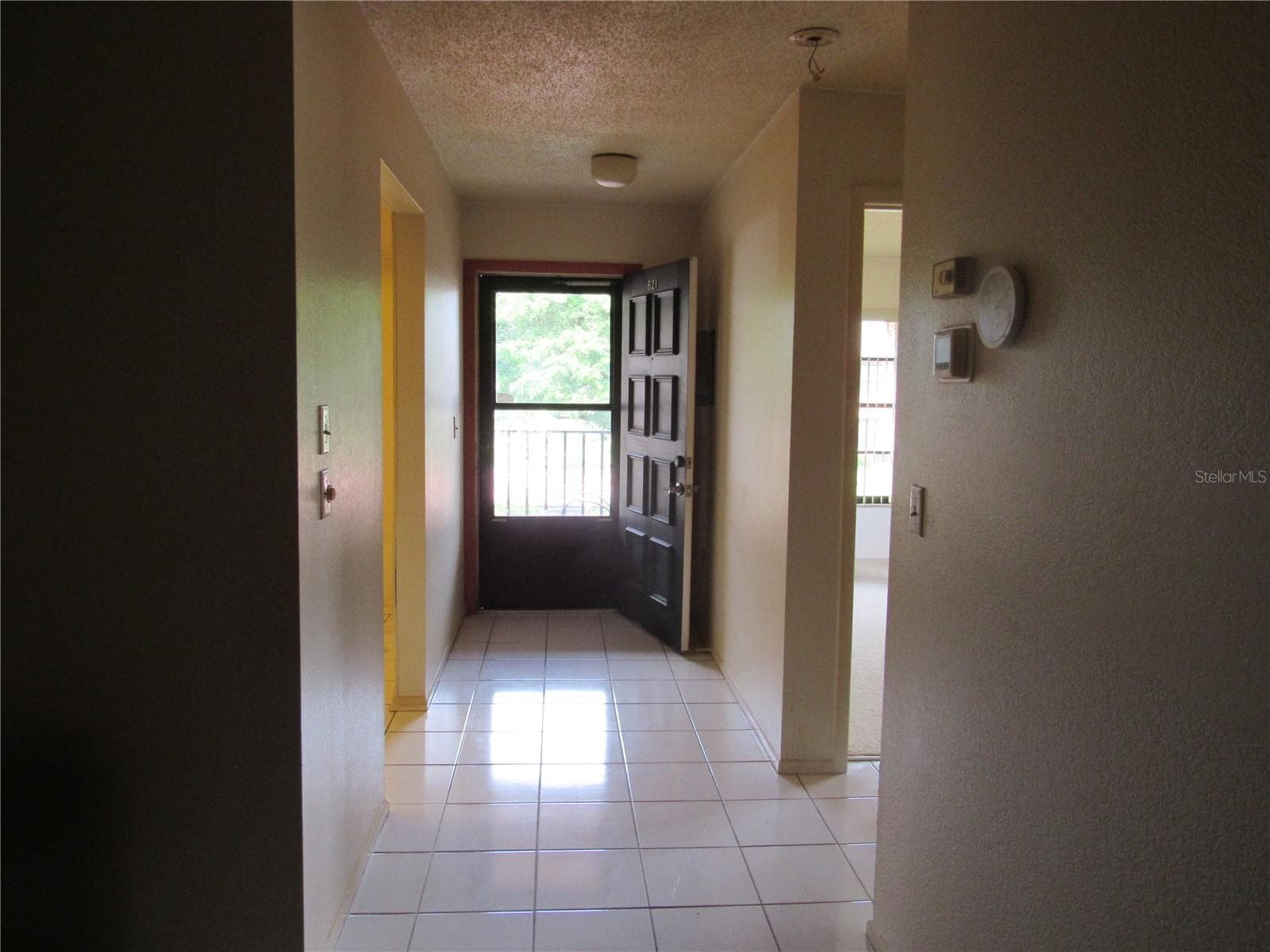 Foyer - 2808 60TH AVE W #621, BRADENTON