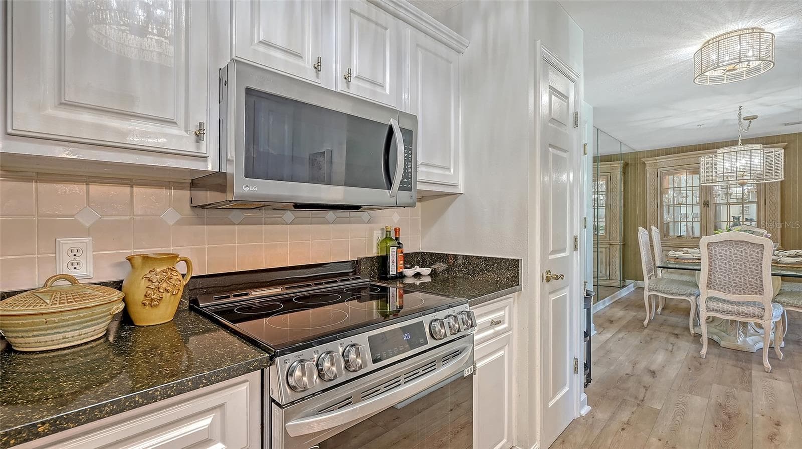 Condominium at 750 N TAMIAMI TRL #304, SARASOTA, photo 8 of 70