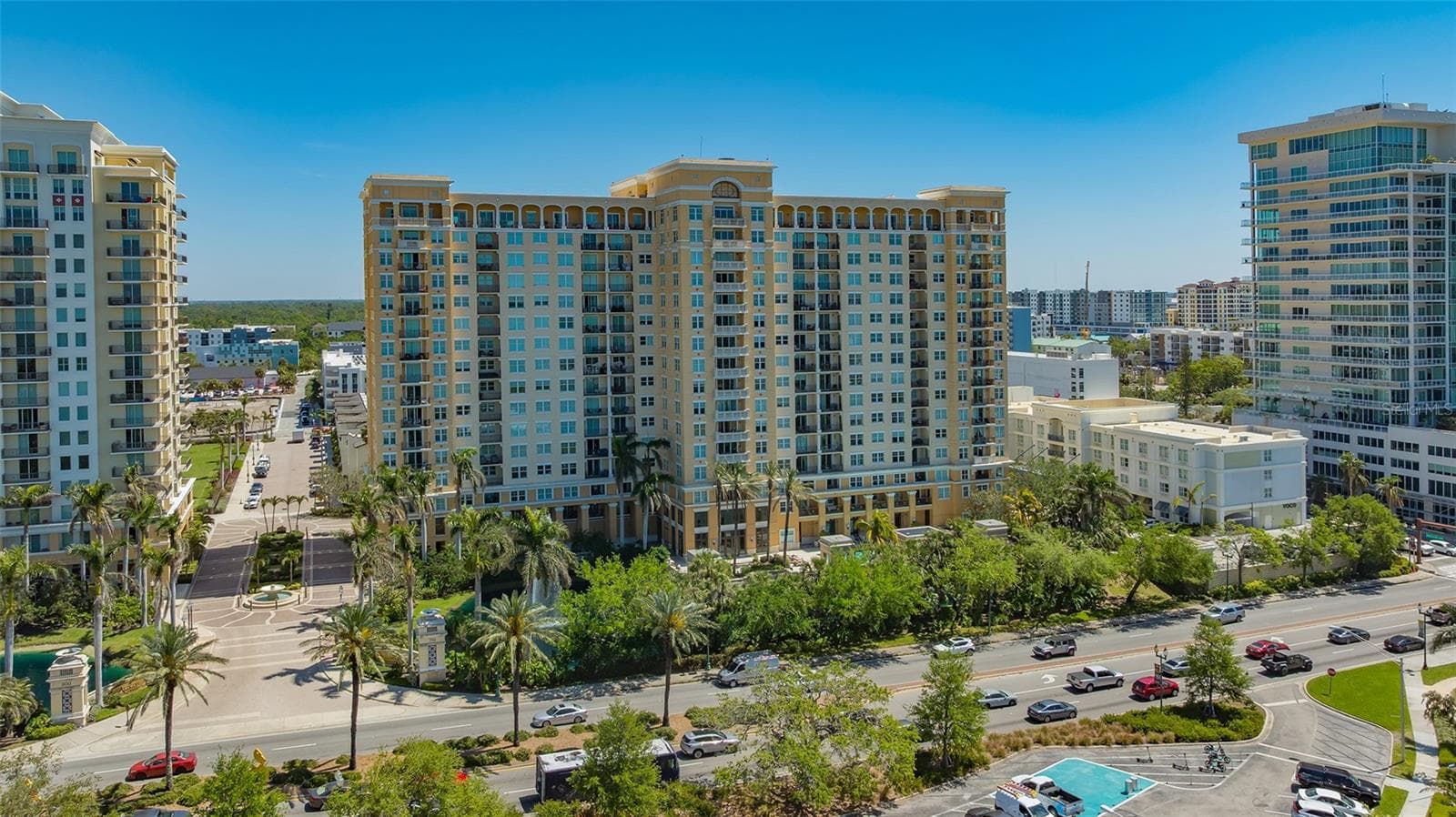 Condominium at 750 N TAMIAMI TRL #304, SARASOTA, photo 34 of 70