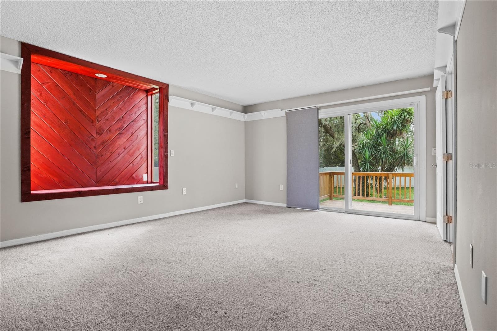 Single Family Residence at 214 PEMBROOK PL, LONGWOOD, photo 14 of 46