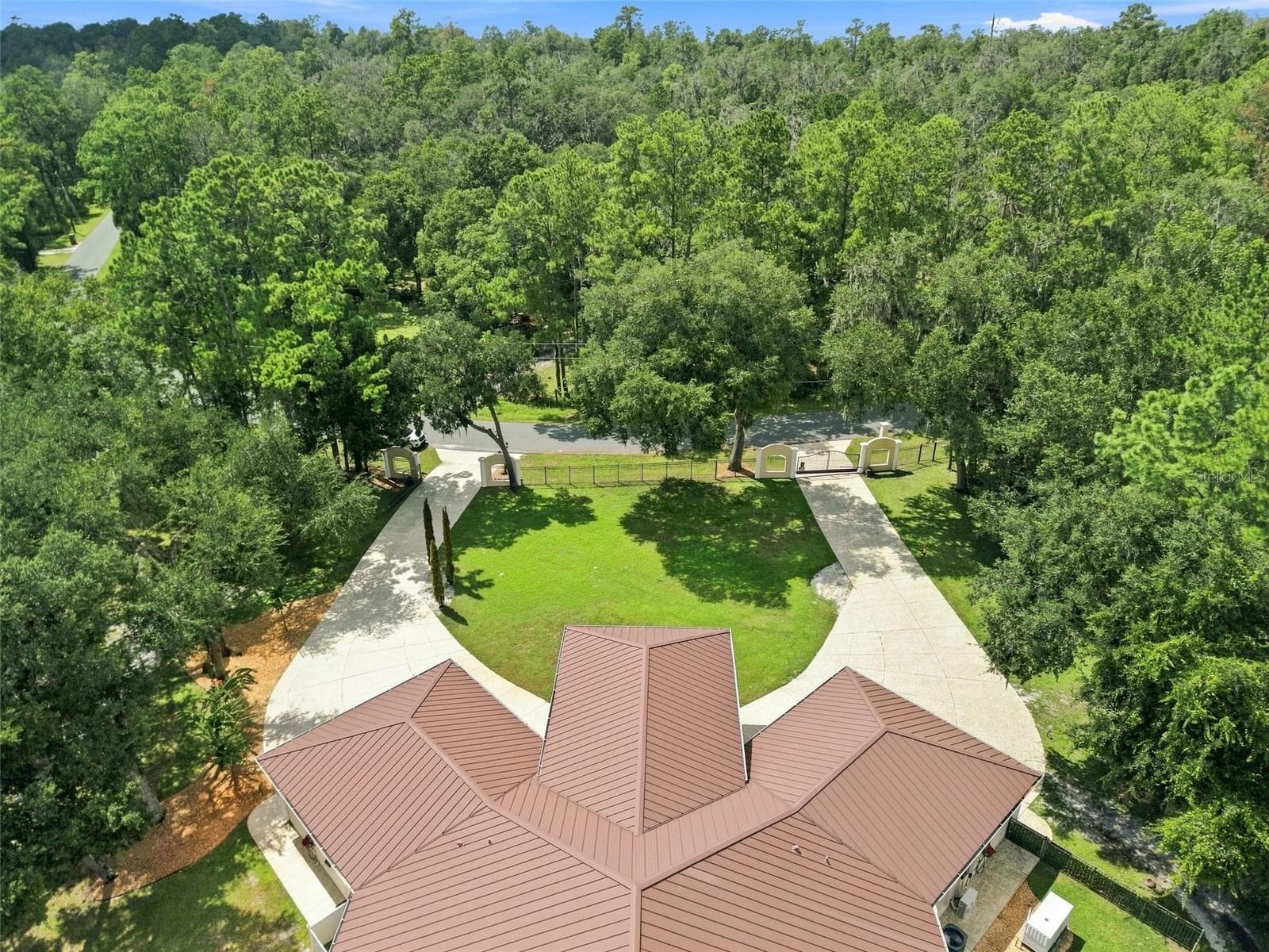 Single Family Residence at 22259 SKYVIEW CIR, BROOKSVILLE, photo 88 of 89