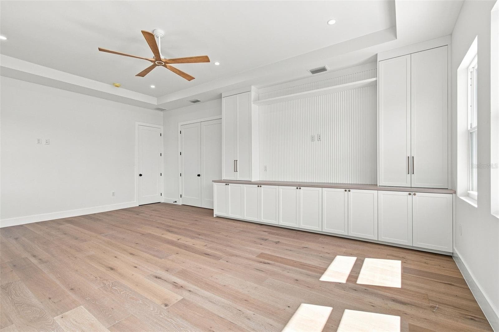 Single Family Residence at 3609 S GARDENIA AVE, TAMPA, photo 51 of 82