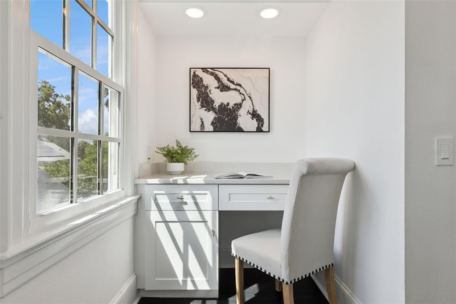 Built-In Desk, Upstairs - 5240 ALLEMAN DR, ORLANDO