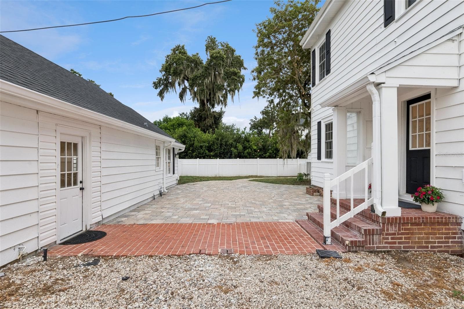 Exterior, Rear / Guest House - 5240 ALLEMAN DR, ORLANDO