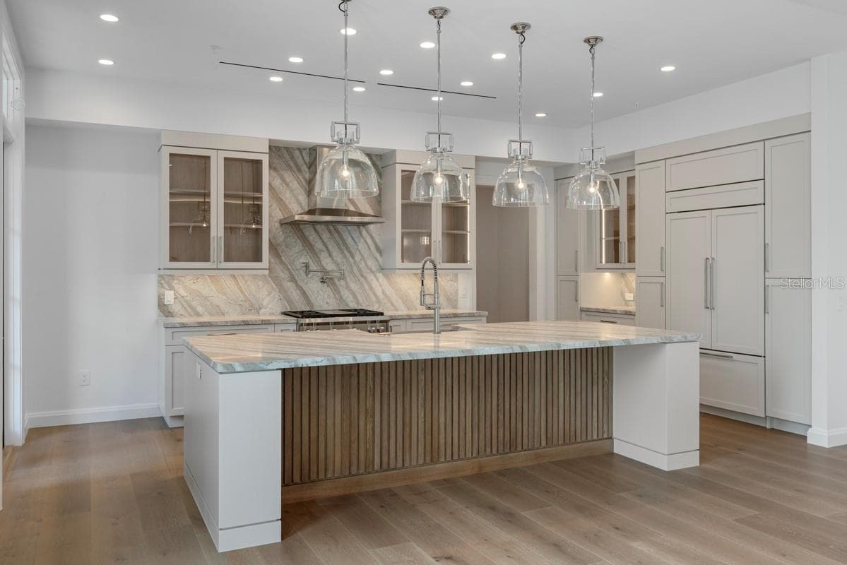 Condominium at 10300 WINTER SPARKLE CIR, GOLDEN OAK, photo 13 of 68