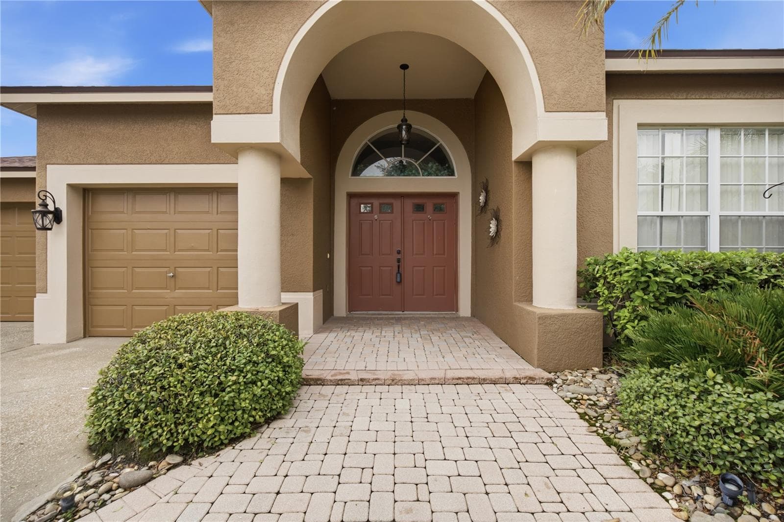 Single Family Residence at 25843 RISEN STAR DR, WESLEY CHAPEL, photo 3 of 57