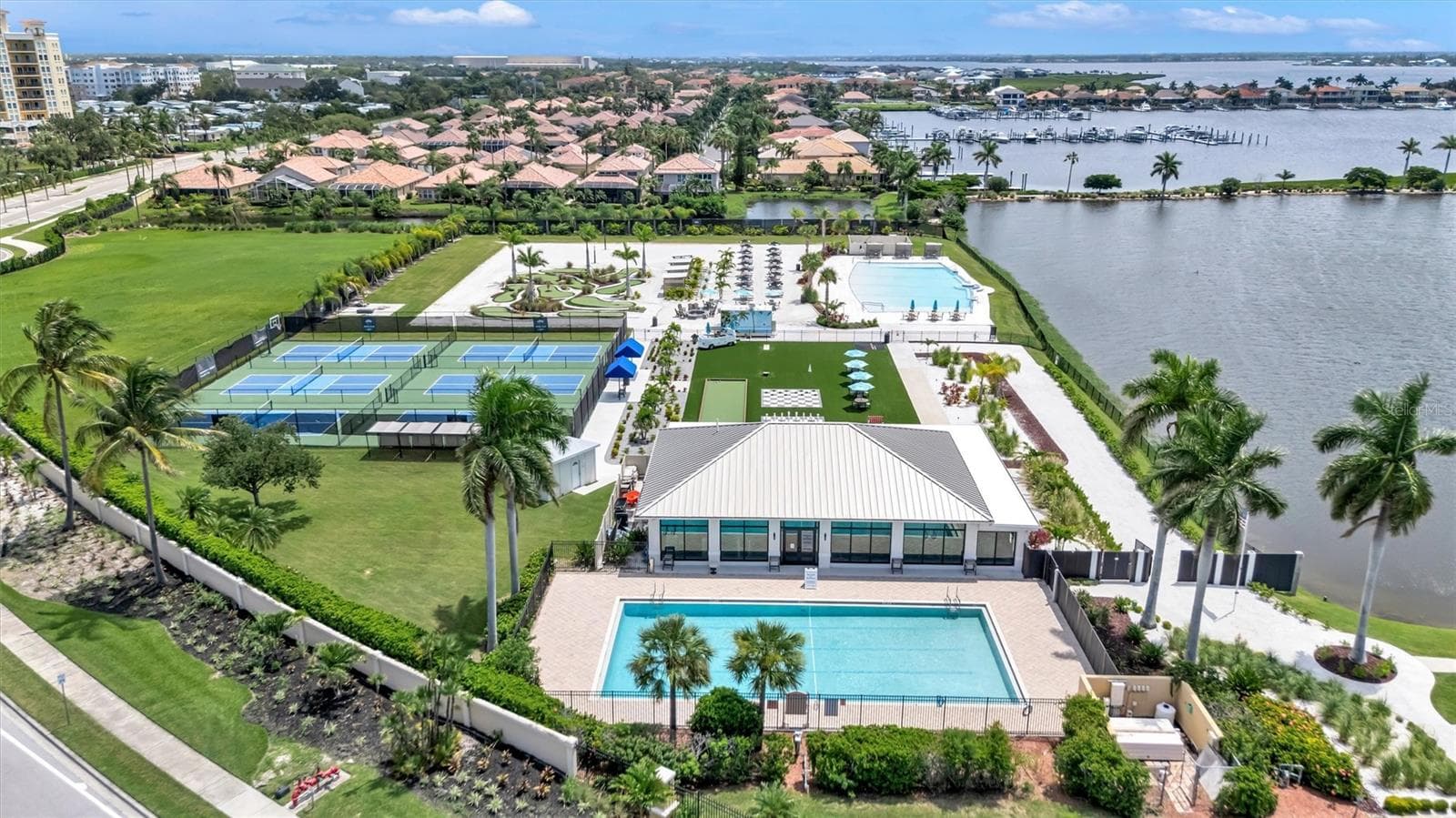 Condominium at 140 RIVIERA DUNES WAY #401, PALMETTO, photo 33 of 45