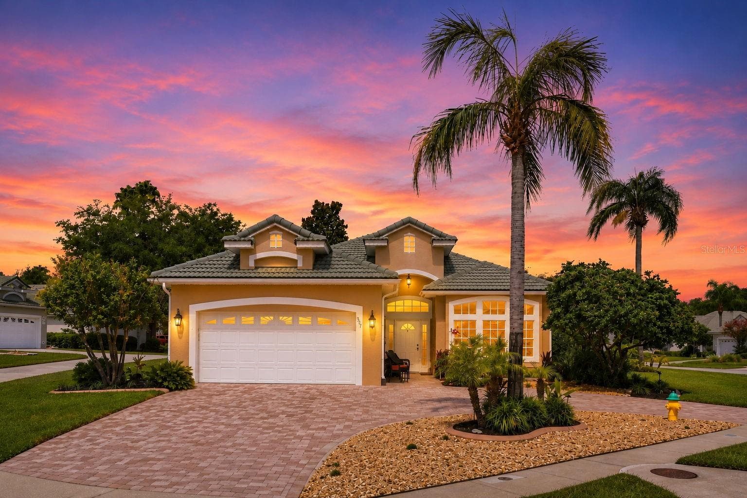 367 FOXHILL DR