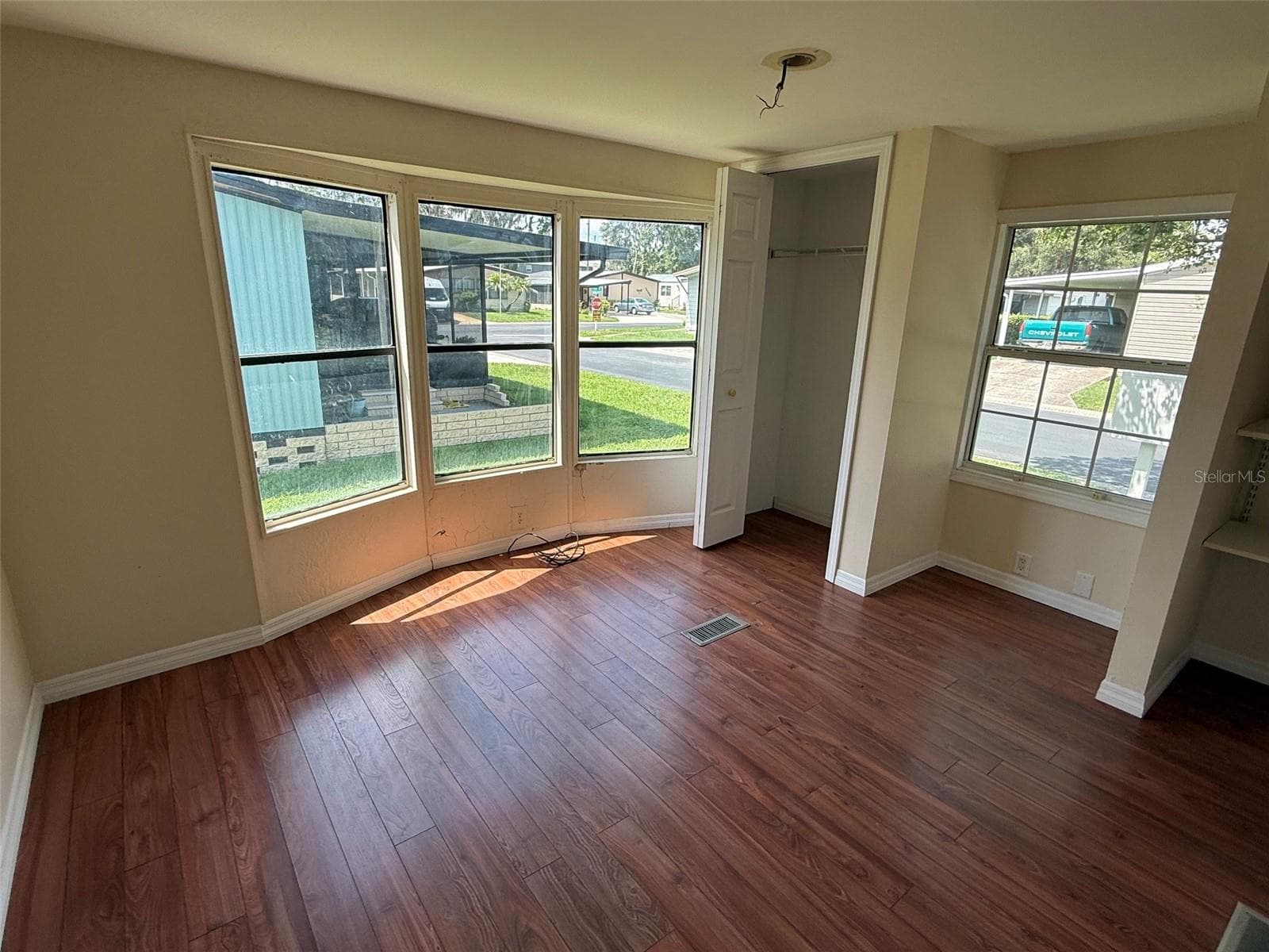 Manufactured Home at 3022 SHORT LEAF ST, WESLEY CHAPEL, photo 12 of 13